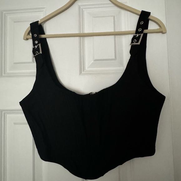 White Fox Boutique Set - Picture 9 of 12